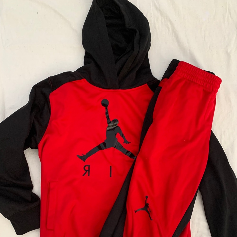Boys Air Jorden jacket and pants